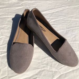 Seychelles Perforated Flats Taupe size 7W